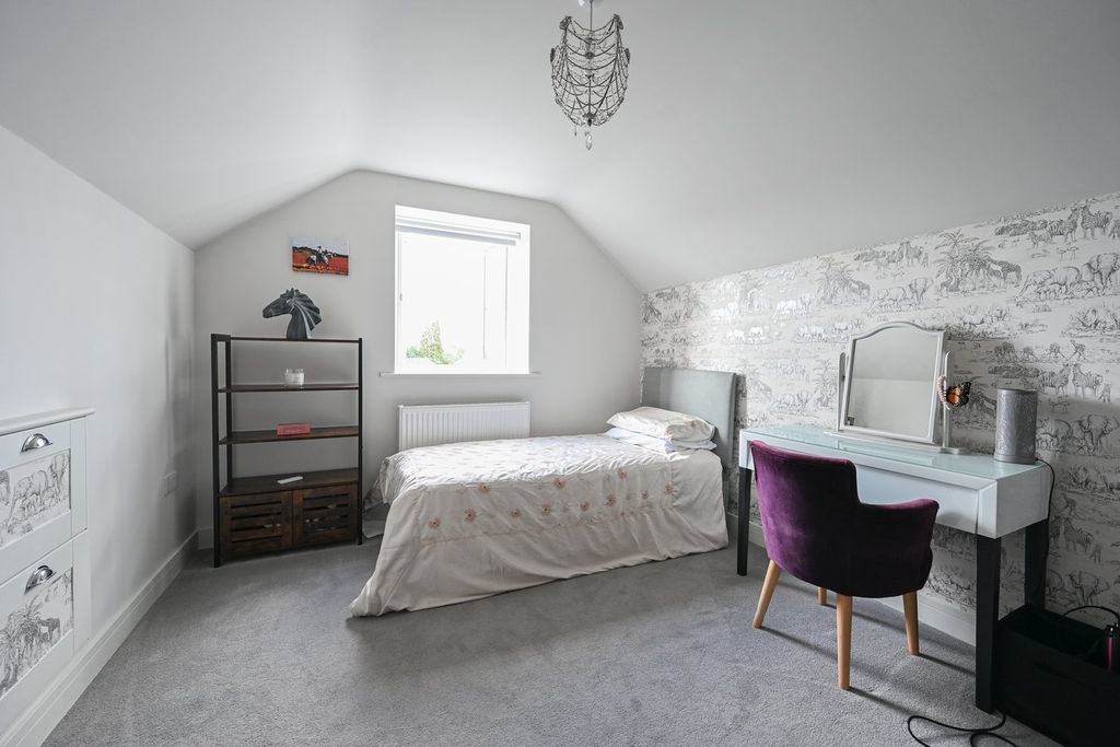 Additional image 7 of 2 bed flat for saleOld Forge Close, Ringwood BH24