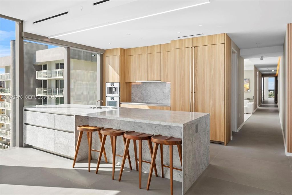 Property photo 3 of 50 <Alttext/>