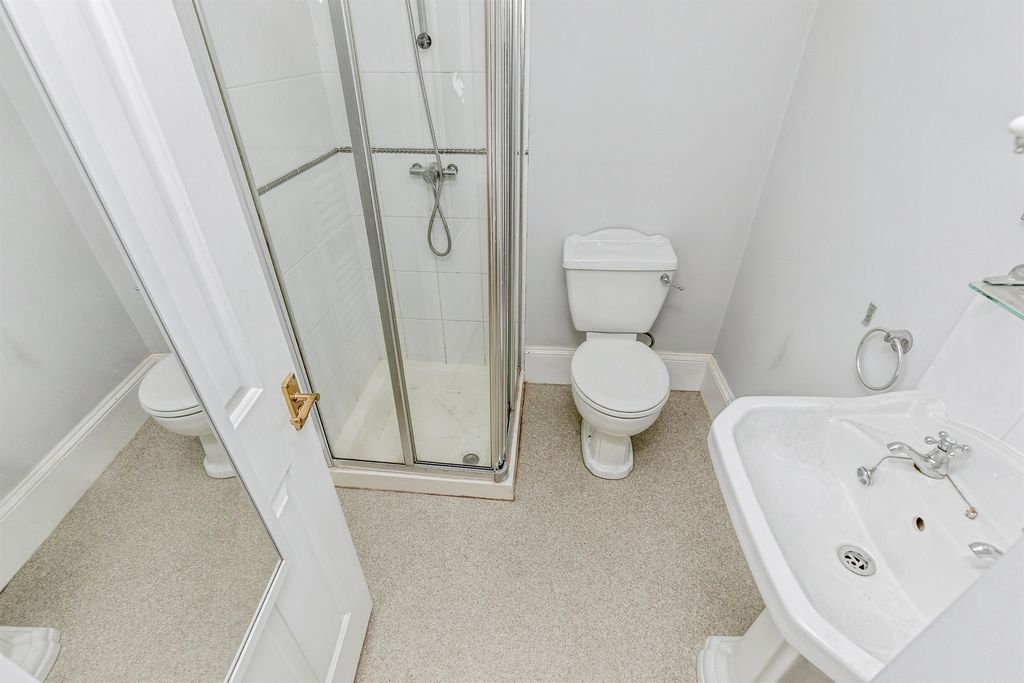 Additional image 13 of 3 bed flat for saleBeckspool Road, Frenchay, Bristol BS16