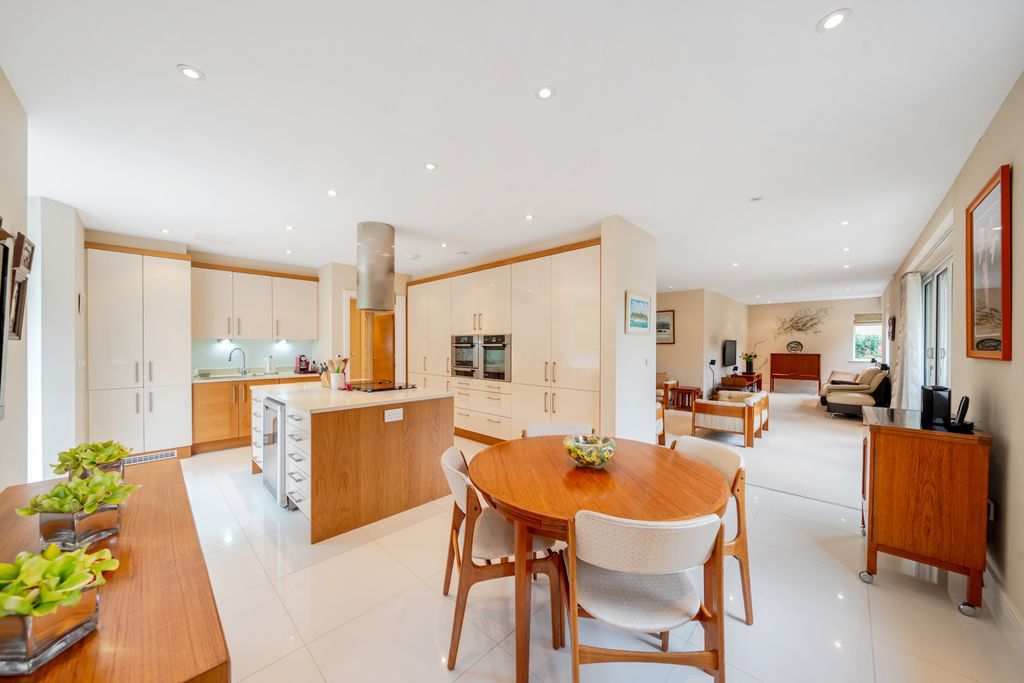 Property photo 1 of 23 Kitchen/Dining/Livin