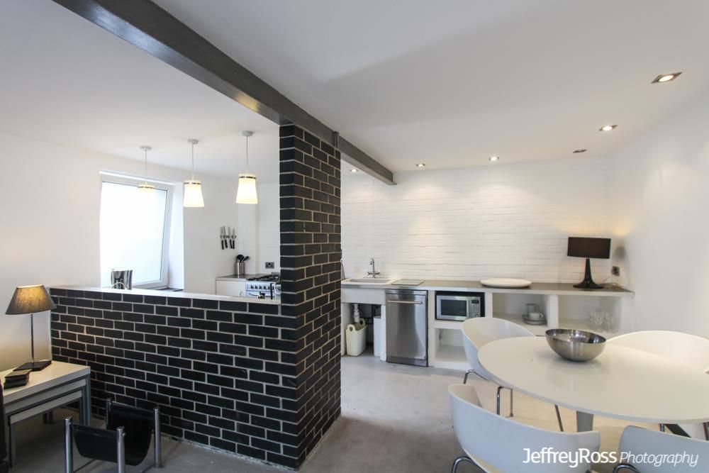 Property photo 3 of 17 Img-3.Jpg