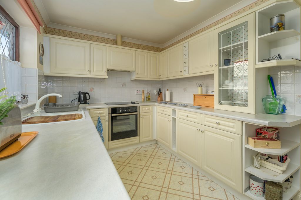 Property photo 3 of 28 Kitchen-2