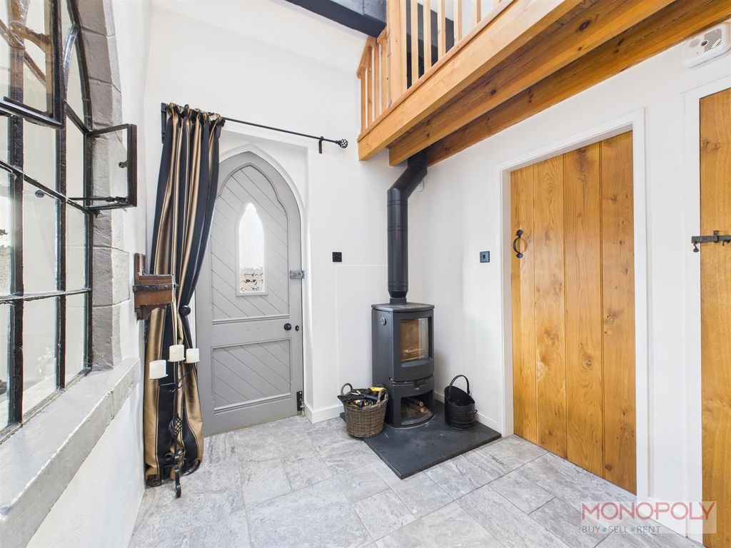 Property photo 3 of 30 Cam04439G0-Pr0183-Still007.Jpg