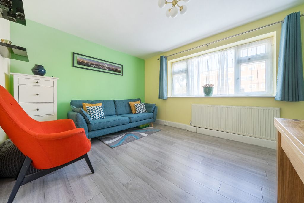 Property photo 2 of 16 1466881-16-6A0F1d...