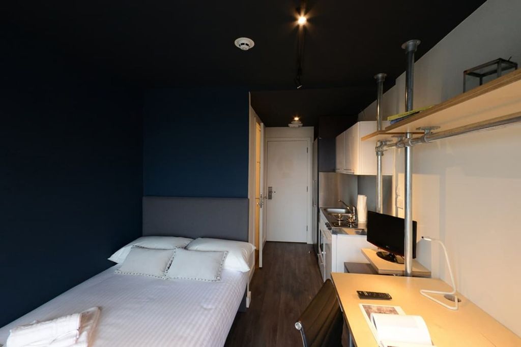 Property photo 1 of 23 Bedroom