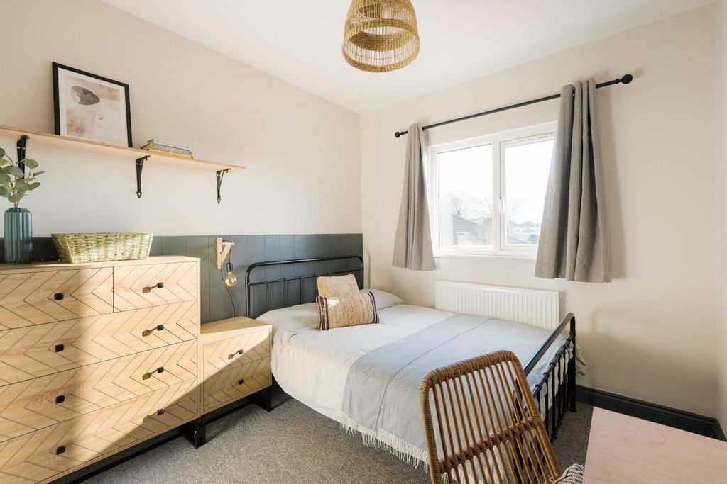 Property photo 3 of 9 59.Jpg