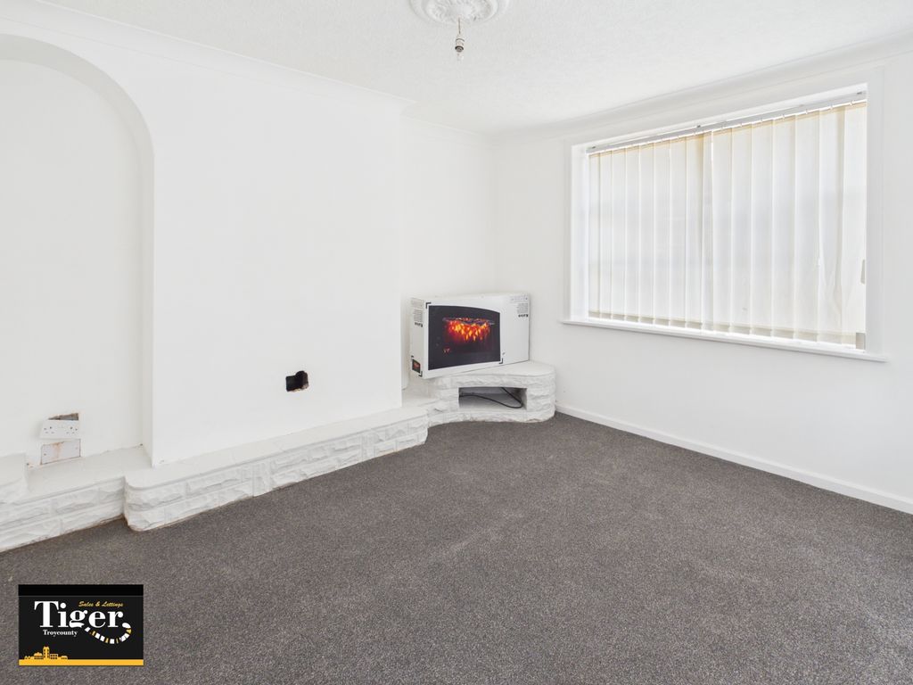 Property photo 3 of 5 Cam01931G0-Pr0418-Still002
