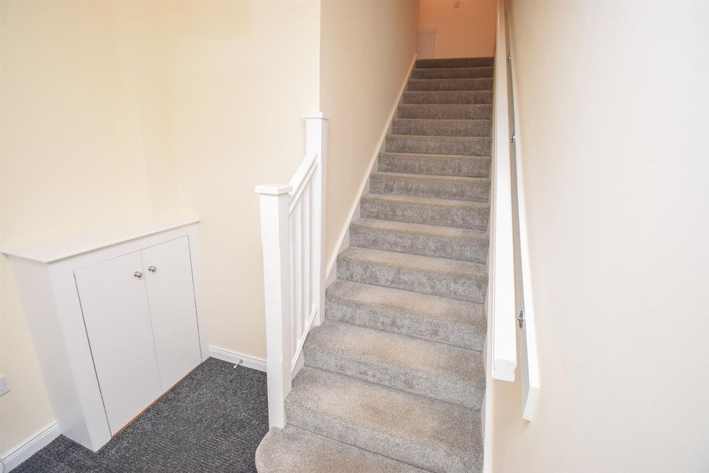 Property photo 2 of 14 Entrance Stairwell-2..Jpg