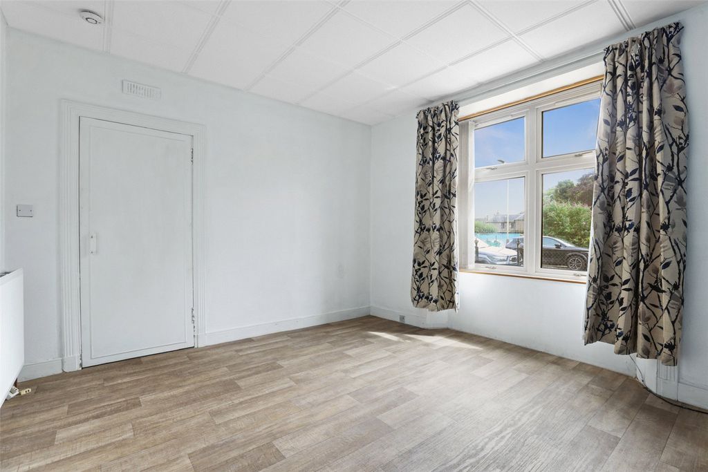 Property photo 3 of 14 Living Room