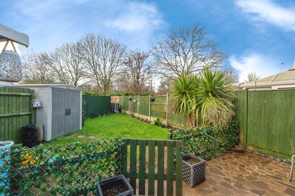 Property photo 2 of 15 Pbox-Img.Jpg