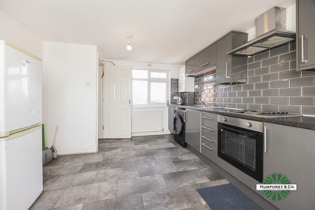 Property photo 1 of 13 Wilson Road (13).Jpg