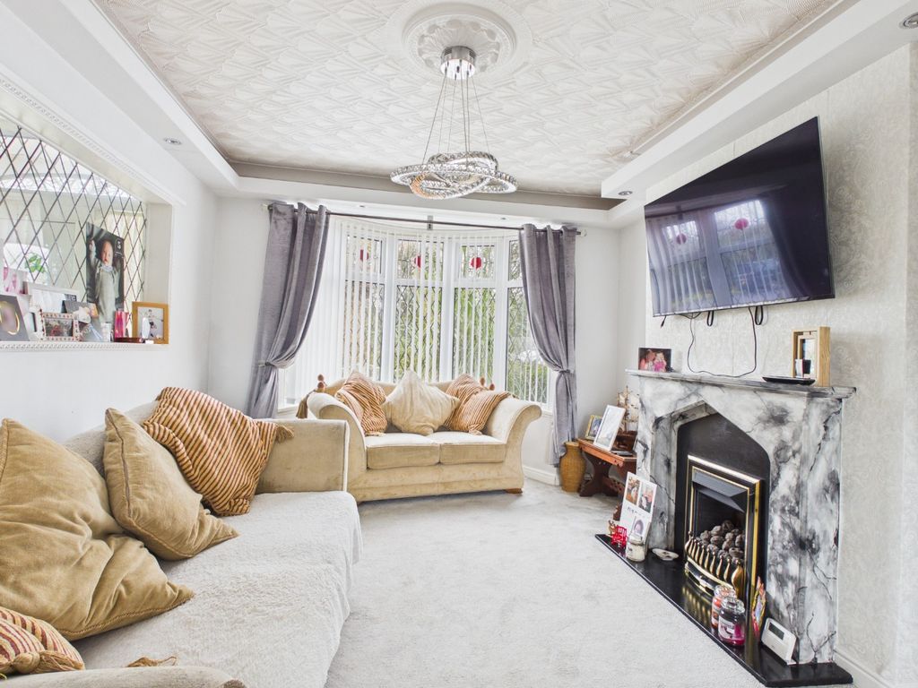 Property photo 2 of 15 4834144