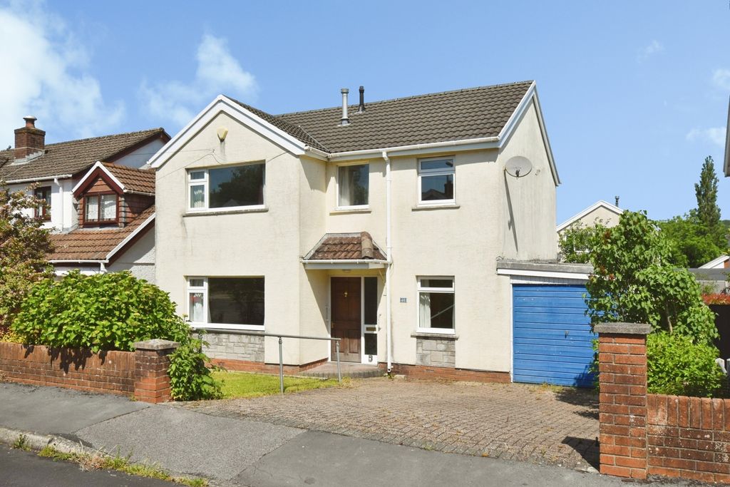 Property photo 2 of 26 Pbox-Img.Jpg