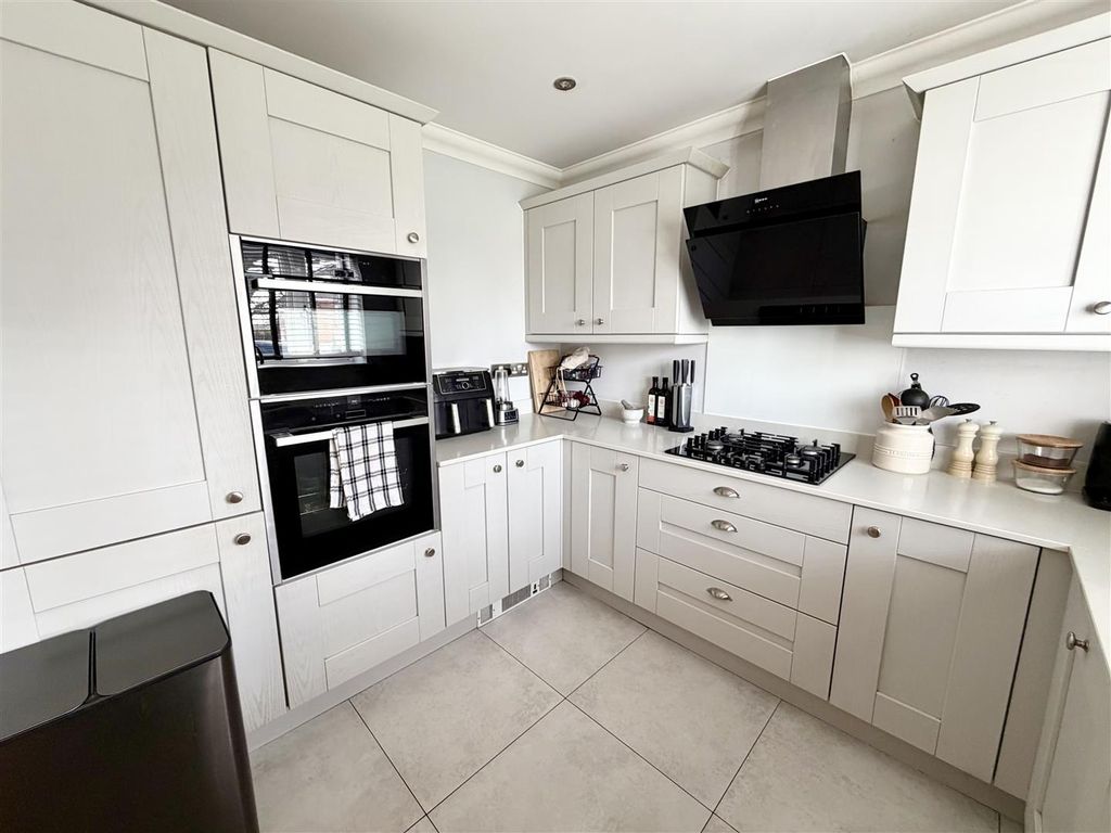 Property photo 2 of 17 Img_5204.Jpeg