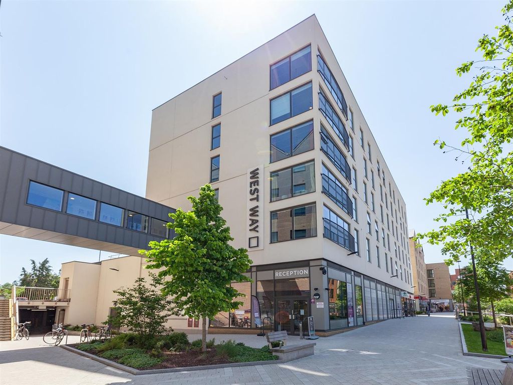 Property photo 3 of 24