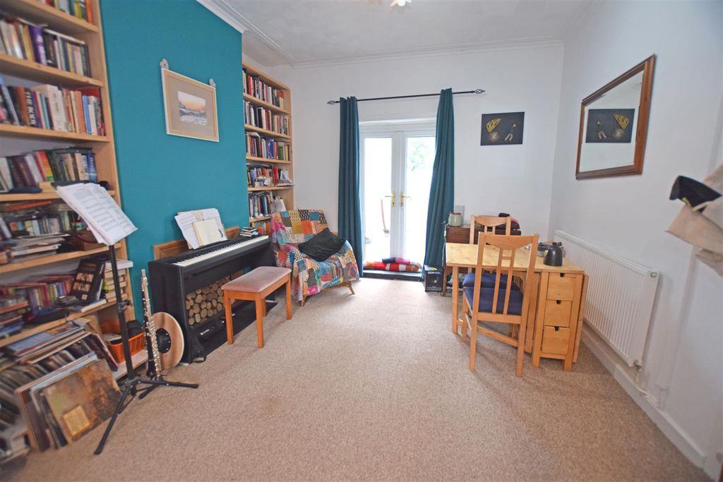 Property photo 3 of 13 Dining Room.Jpg