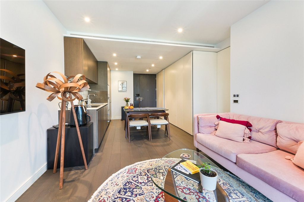 Property photo 2 of 20 Picture No. 01