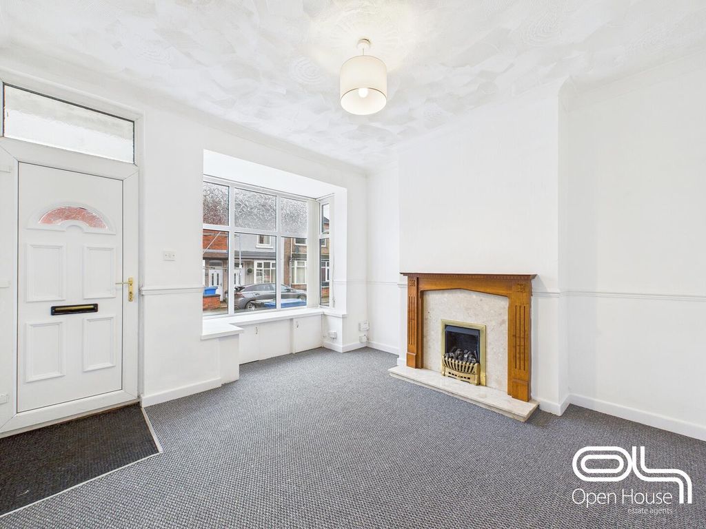 Property photo 2 of 9 Living Room