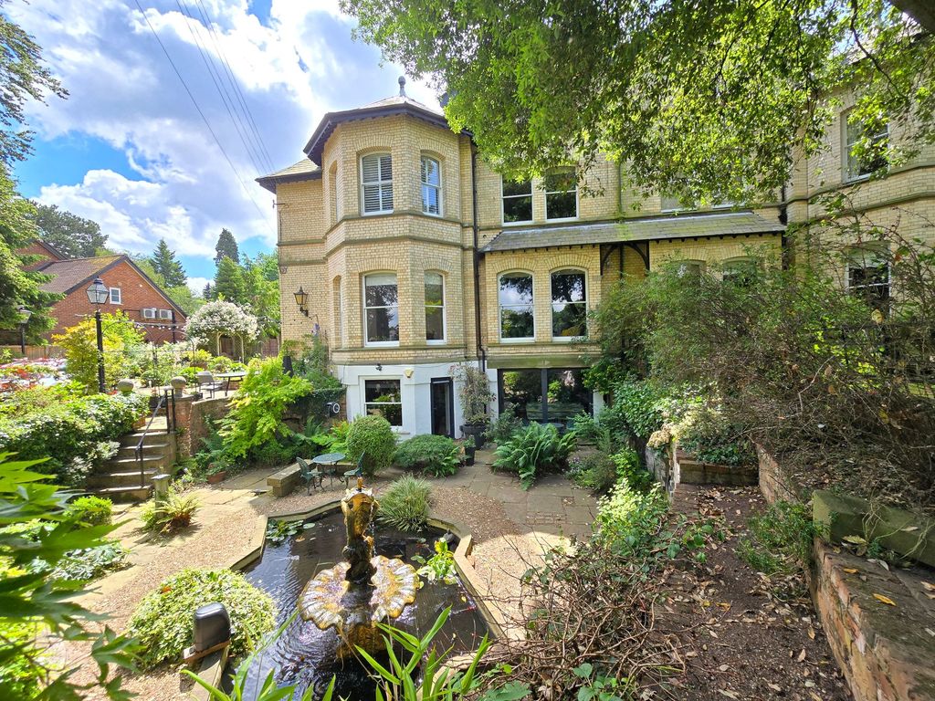 Property photo 1 of 26