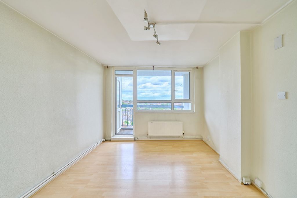 Property photo 2 of 16 Photo #2