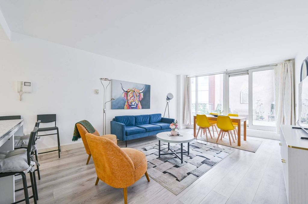 Property photo 3 of 9