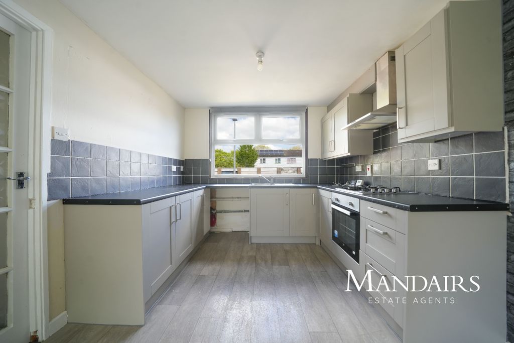 Property photo 1 of 30