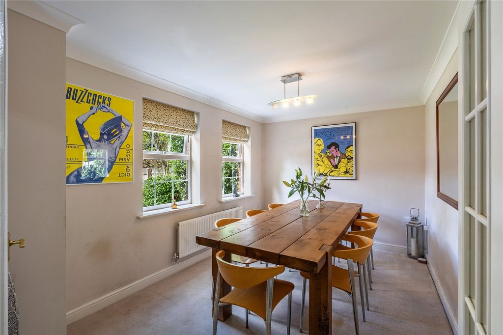 Property photo 3 of 45 Picture No. 32