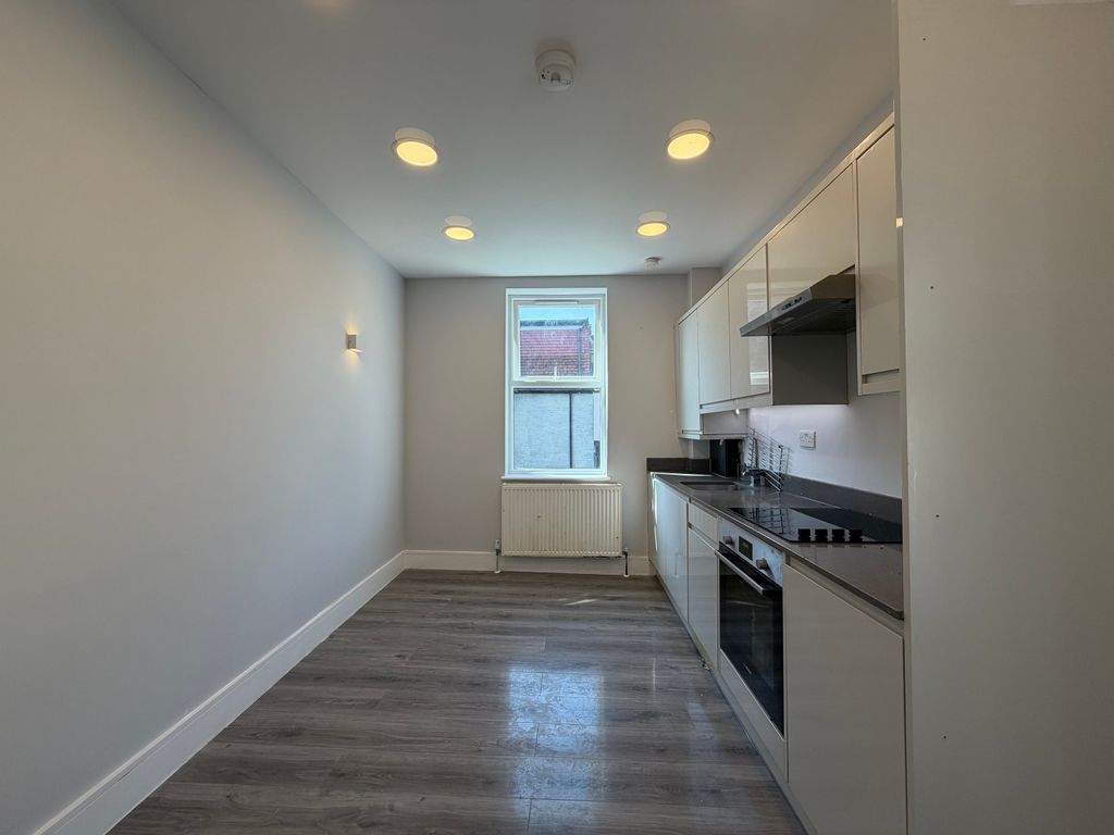 Property photo 1 of 37