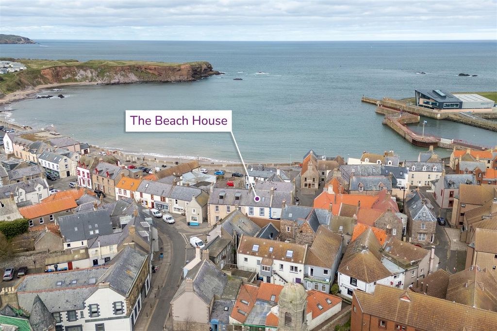 Property photo 3 of 13 The_Beach_House-19.Jpg