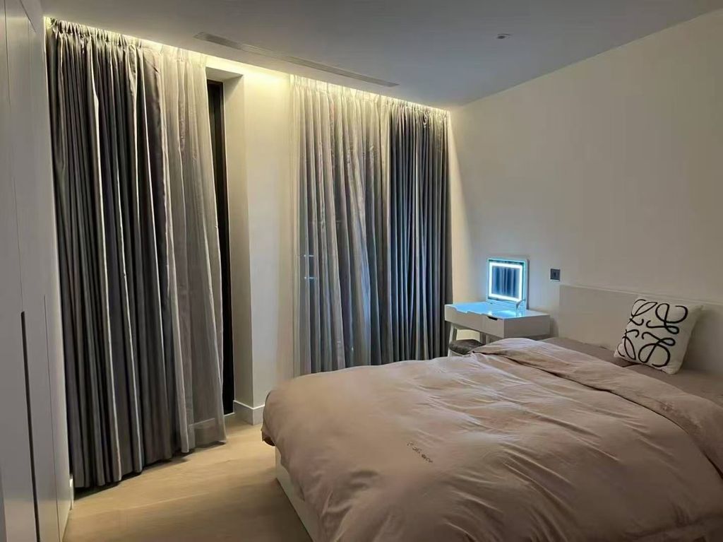 Property photo 2 of 3