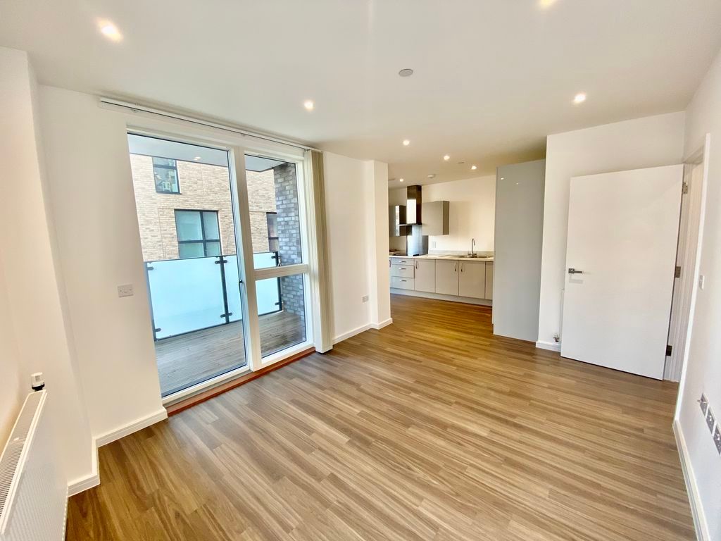 Property photo 3 of 7 Photo 10