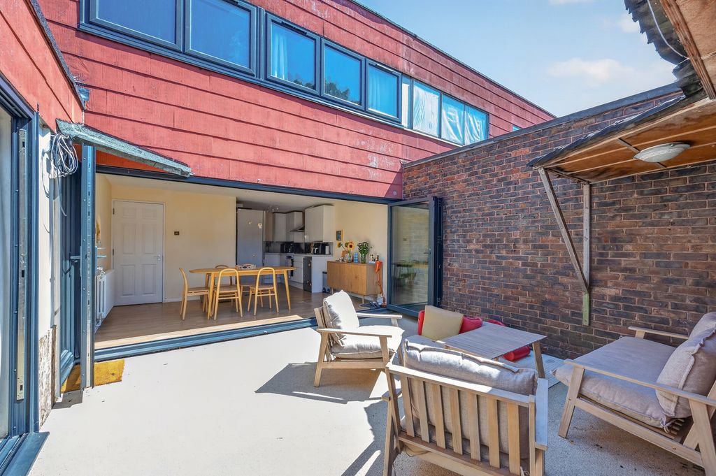 Property photo 1 of 13 Picture No. 05