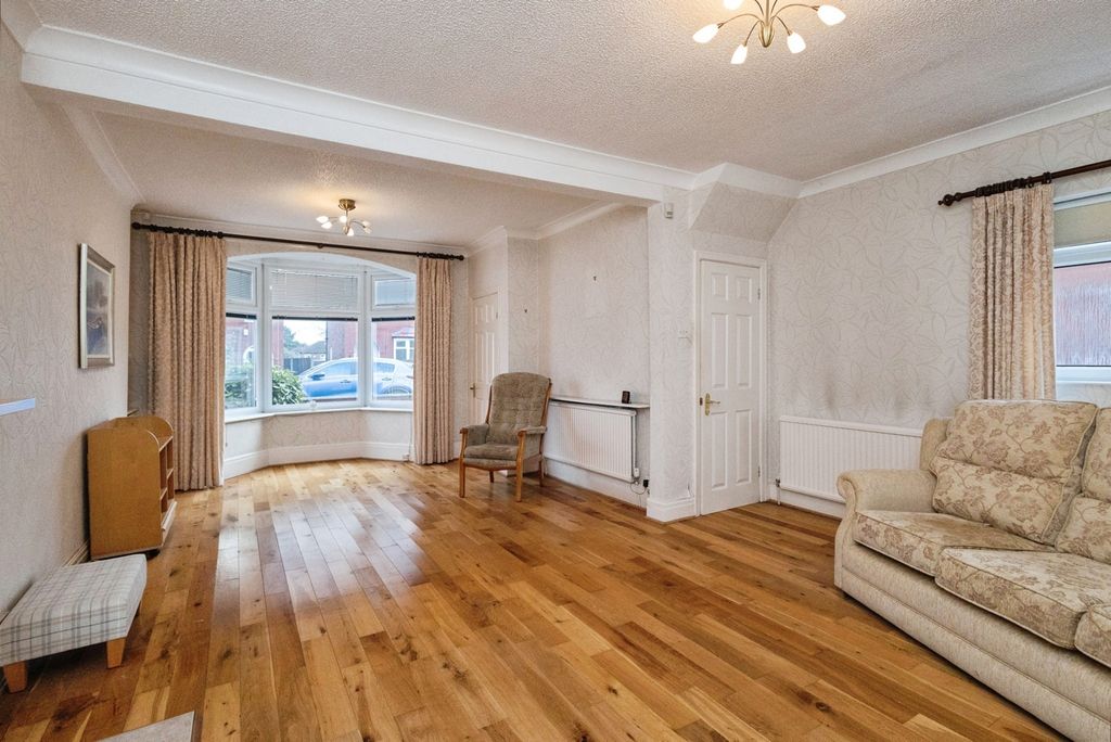 Property photo 2 of 16 Living Room