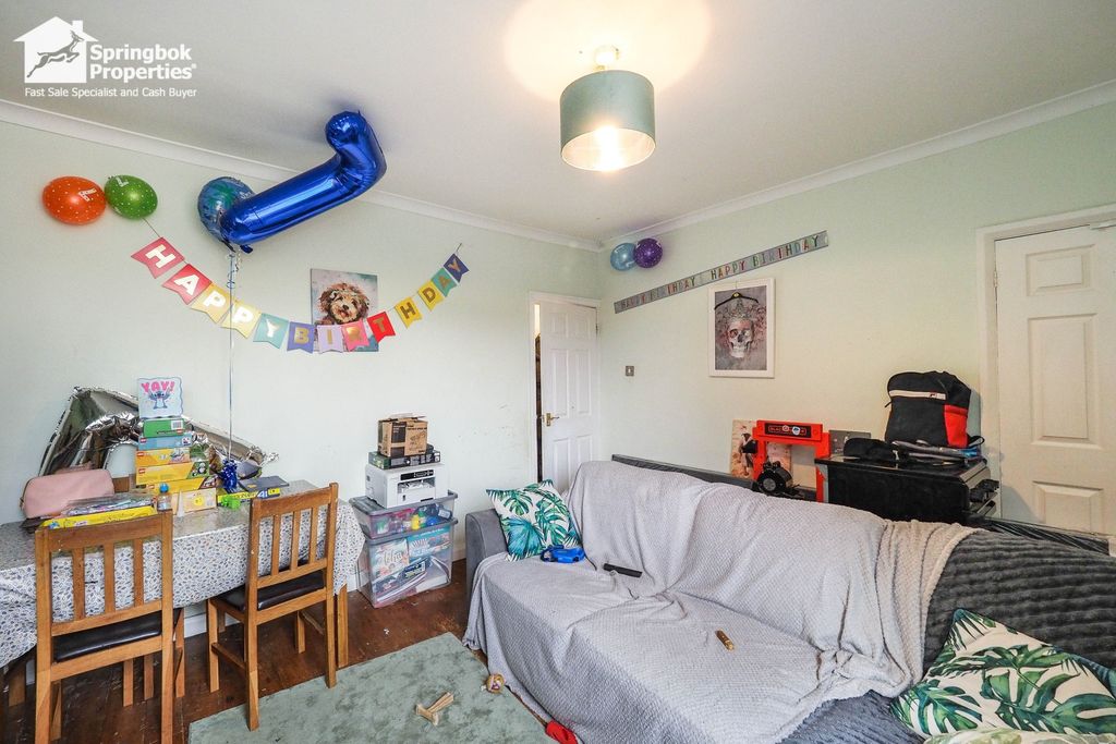 Property photo 3 of 12 Image 3