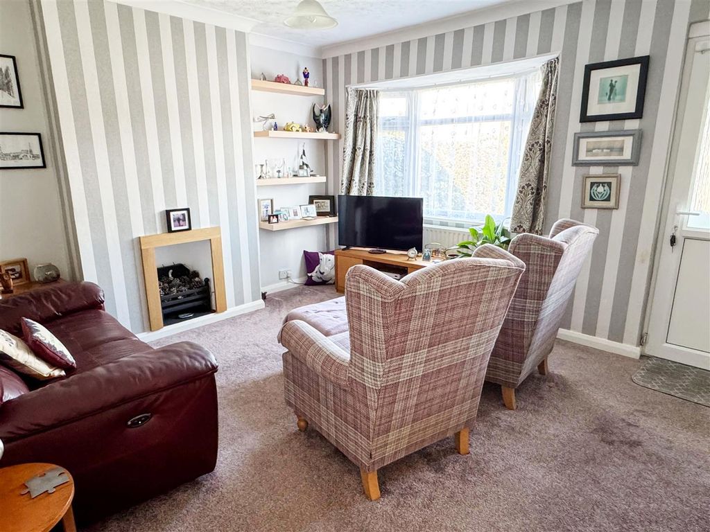 Property photo 2 of 15 Img_2801.Jpg