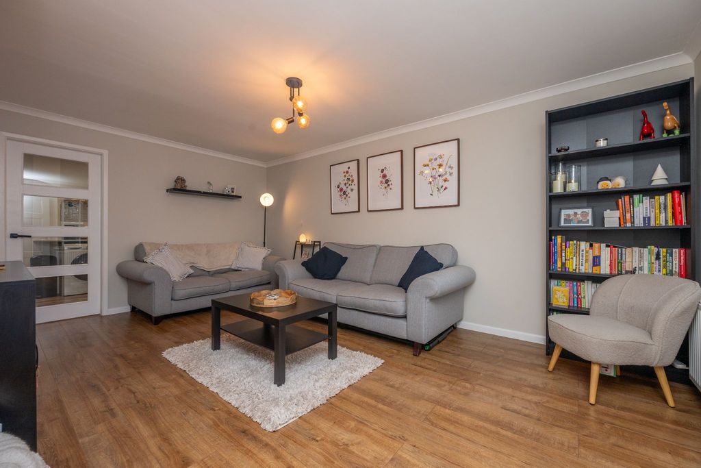 Property photo 2 of 22 Photograph 2