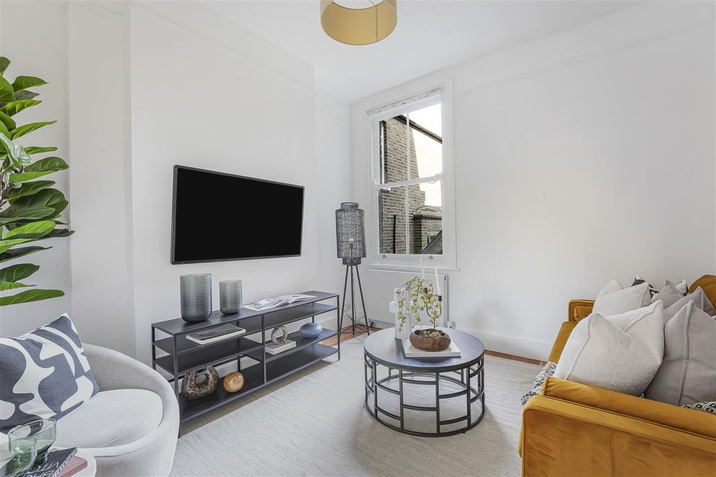 Property photo 3 of 16 Ped03344.Jpg