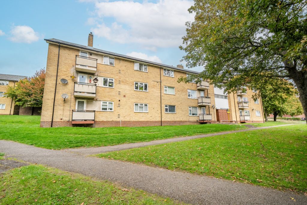 Property photo 1 of 3