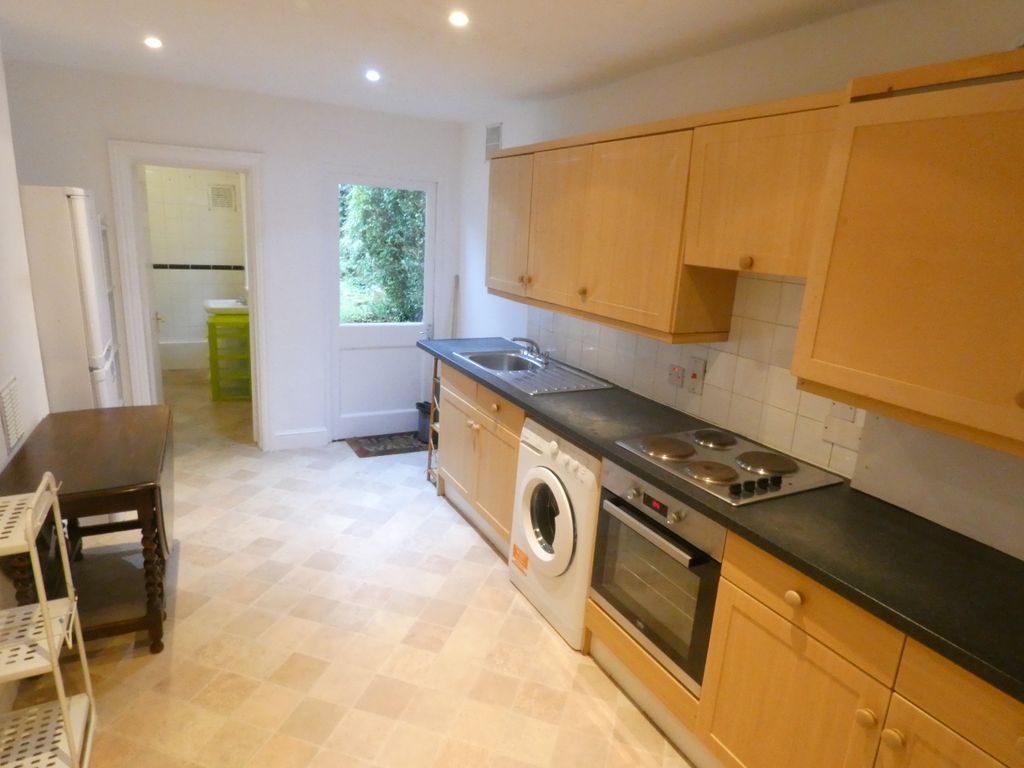 Property photo 1 of 27