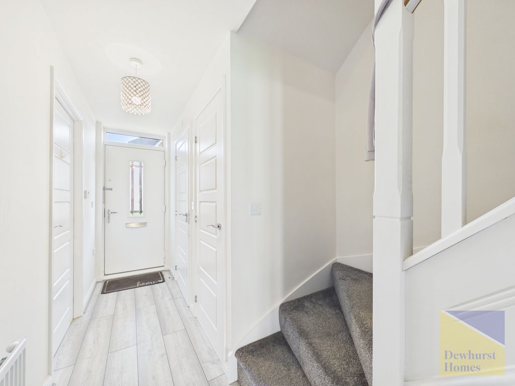 Property photo 3 of 25