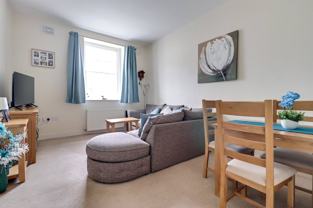 Property photo 2 of 14 2 - Picture No. 02