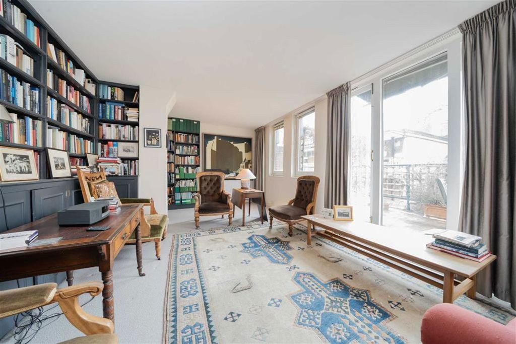 Property photo 1 of 6