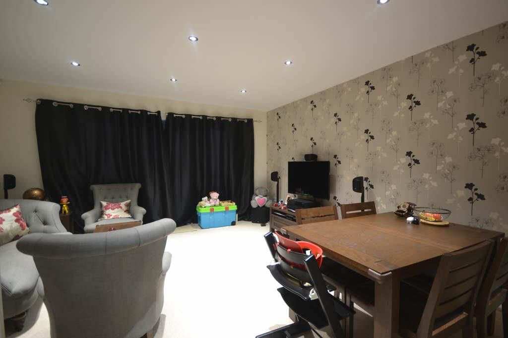 Property photo 3 of 10 Property Photo