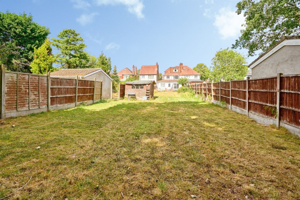 Property photo 2 of 16