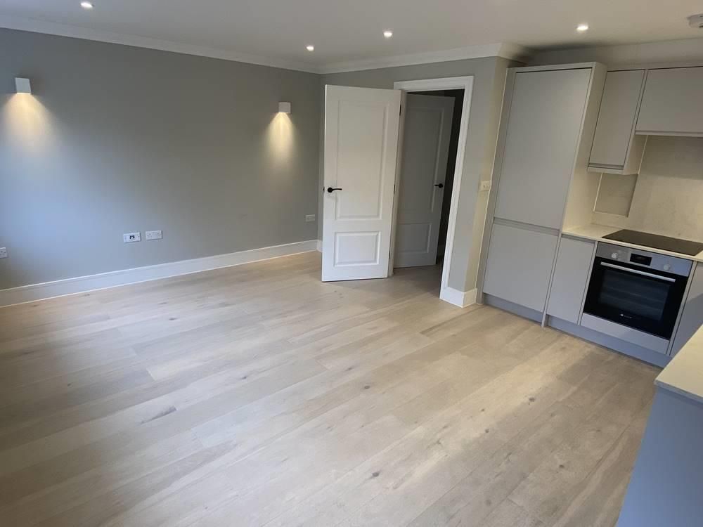 Property photo 3 of 7 Living Area.Jpg