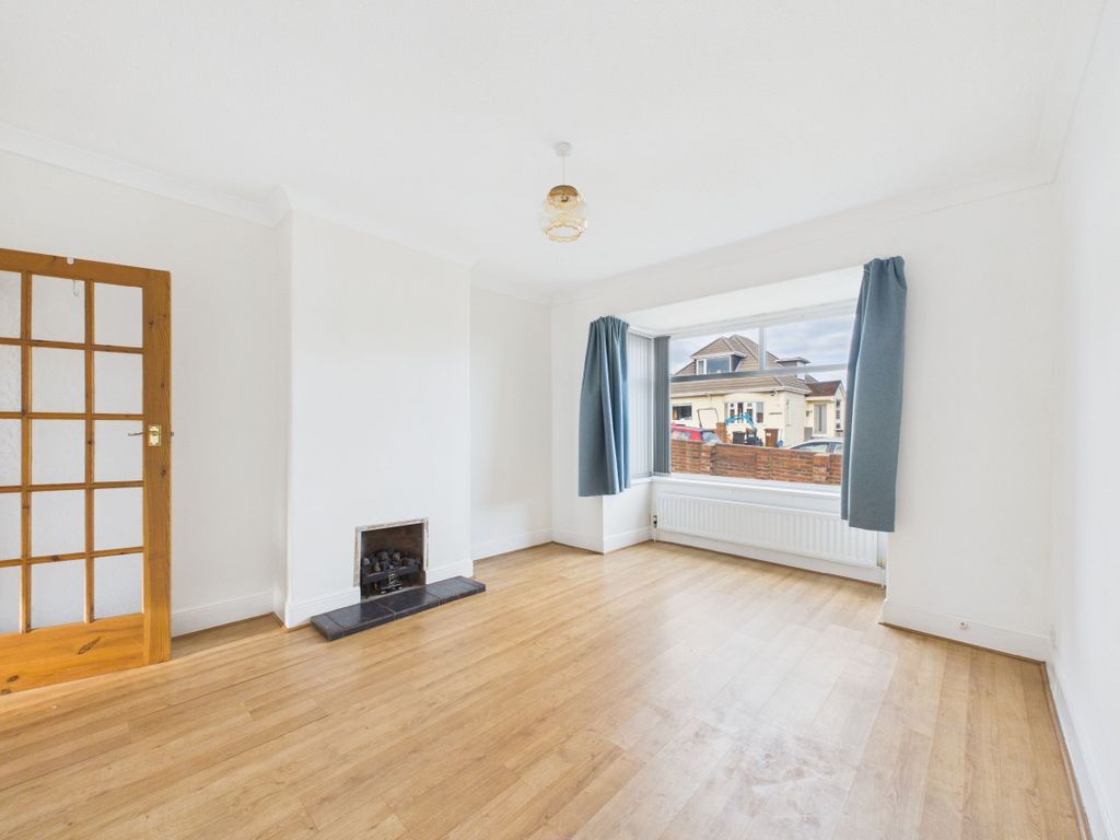 Property photo 2 of 24