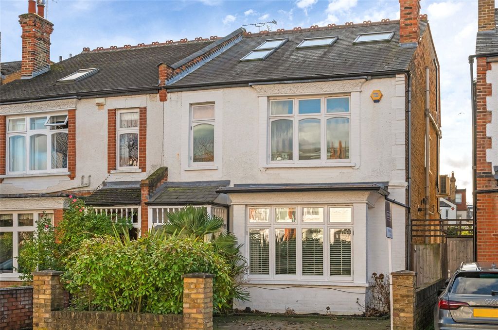 Property photo 1 of 37 Picture No. 02