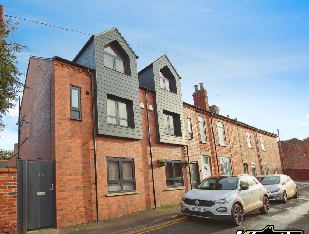 Property photo 1 of 32 4177721