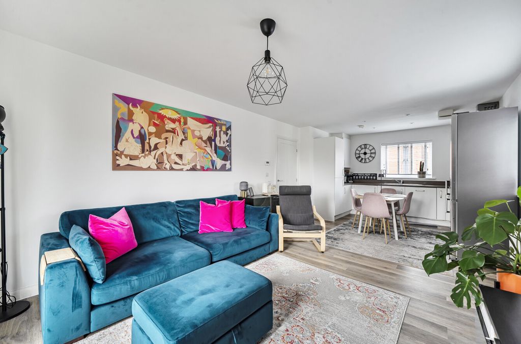 Property photo 1 of 21 1401307-9-6970A28...