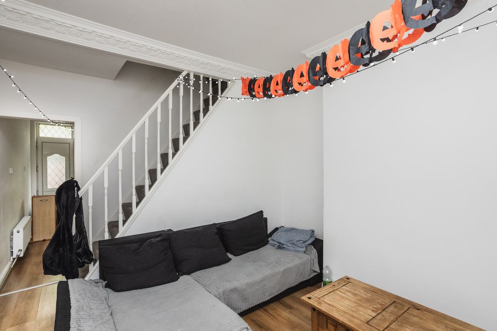 Property photo 3 of 22